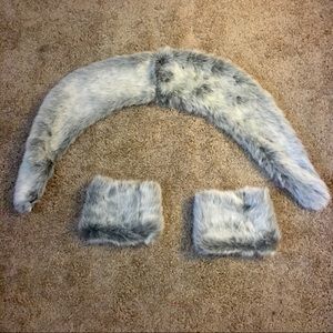 Faux Fur Collar and Cuffs!!